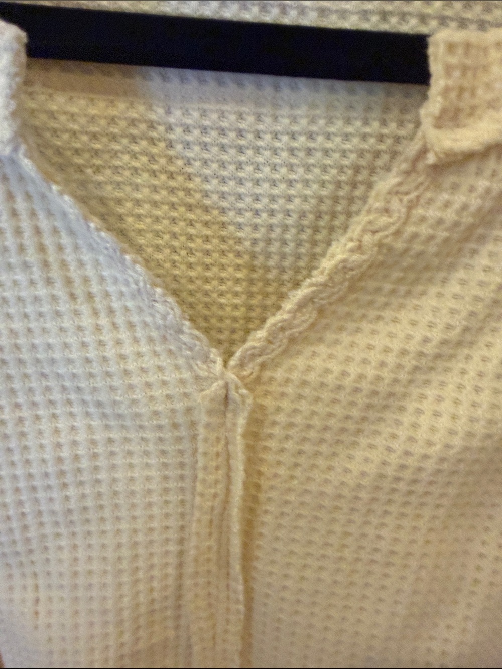 Women's Cream Floral-Sleeve Sweater - Picture 4 of 6